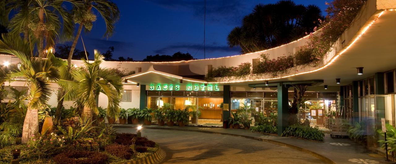 Oasis Hotel Angeles Exterior foto